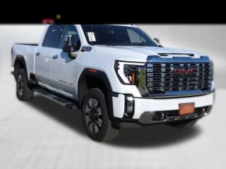 GMC Sierra 3500HD Denali 4WD Crew Cab 159"