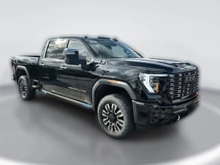 GMC Sierra 2500HD Denali Ultimate 4WD Crew Cab 159"