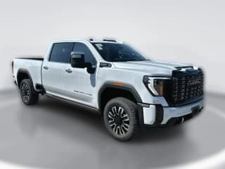 GMC Sierra 2500HD Denali Ultimate 4WD Crew Cab 159"