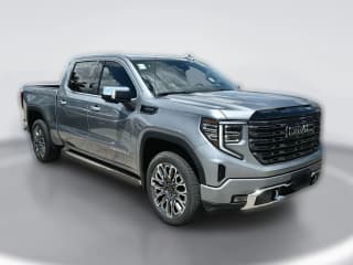 GMC Sierra 1500 Denali Ultimate 4WD Crew Cab 147"