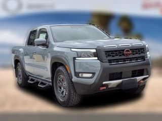 Nissan Frontier PRO-X Crew Cab 4x2