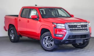 Nissan Frontier SV Crew Cab 4x4