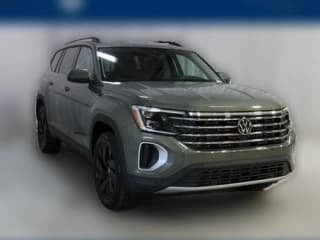 Volkswagen Atlas 2.0T SE w/Technology FWD