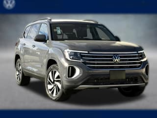 Volkswagen Atlas 2.0T SE w/Technology FWD