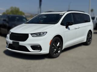 Chrysler Pacifica Limited FWD