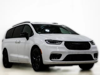 Chrysler Pacifica Limited AWD