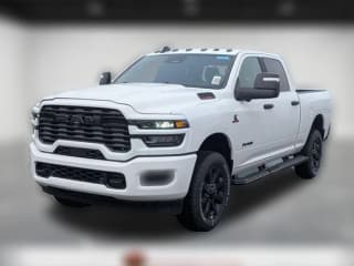 Ram 3500 Big Horn 4x4 Crew Cab 6'4" Box