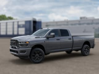 Ram 3500 Big Horn 4x4 Crew Cab 8' Box