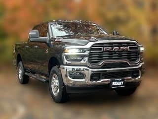 Ram 2500 Tradesman 4x4 Crew Cab 6'4" Box