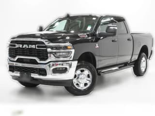 Ram 2500 Tradesman 4x4 Crew Cab 6'4" Box