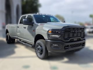 Ram 3500 Tradesman 4x4 Crew Cab 8' Box