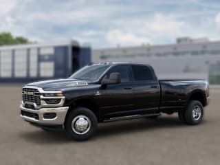 Ram 3500 Tradesman 4x4 Crew Cab 8' Box