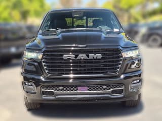 Ram 1500 Laramie 4x4 Crew Cab 5'7" Box