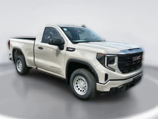 GMC Sierra 1500 Pro 2WD Reg Cab 126"