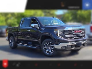 GMC Sierra 1500 SLT 4WD Crew Cab 147"