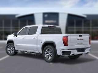 GMC Sierra 1500 Denali 4WD Crew Cab 147"