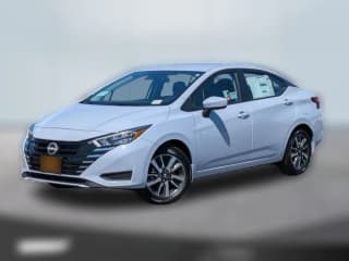 Nissan Versa SV CVT
