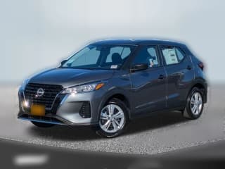 Nissan Kicks Play S FWD