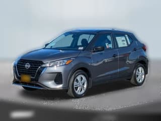 Nissan Kicks Play S FWD