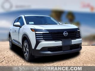 Nissan Kicks SV AWD