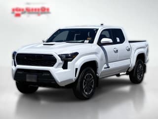 Toyota Tacoma 2WD TRD Sport Double Cab 5' Bed AT (Natl)