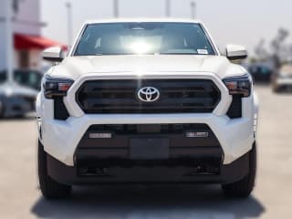 Toyota Tacoma 2WD SR5 Double Cab 6' Bed AT (Natl)
