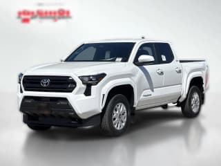 Toyota Tacoma 4WD SR5 Double Cab 5' Bed AT (Natl)