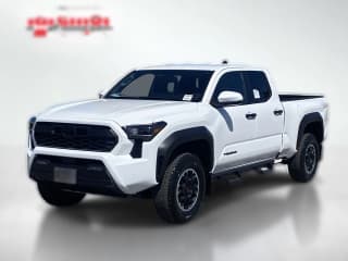 Toyota Tacoma 4WD TRD Off Road Double Cab 6' Bed AT (Natl)