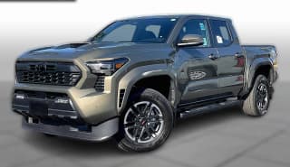 Toyota Tacoma 4WD TRD Sport Double Cab 6' Bed AT (Natl)