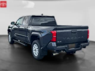 Toyota Tacoma 4WD SR5 Double Cab 6' Bed AT (Natl)