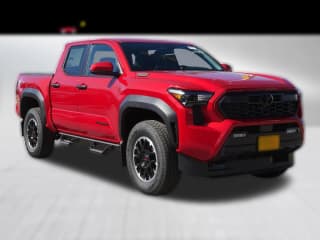 Toyota Tacoma 4WD TRD Off Road Hybrid Double Cab 5' Bed AT (Natl)