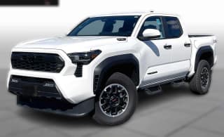 Toyota Tacoma 4WD TRD Off Road Hybrid Double Cab 5' Bed AT (Natl)
