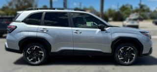Subaru Forester Premium Hybrid AWD