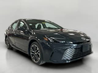 Toyota Camry XLE AWD (Natl)