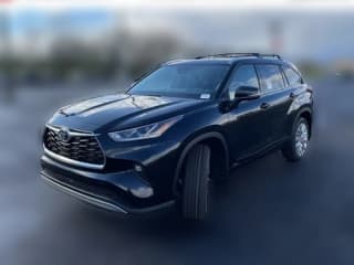 Toyota Highlander Hybrid Platinum AWD (Natl)