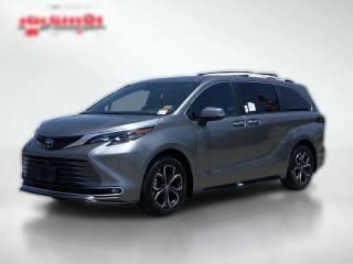 Toyota Sienna Platinum AWD 7-Passenger (Natl)