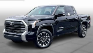 Toyota Tundra 4WD Limited CrewMax 5.5' Bed (Natl)