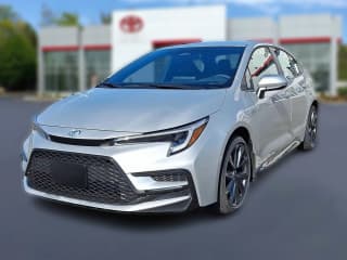 Toyota Corolla SE CVT (Natl)