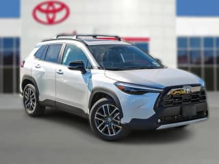 Toyota Corolla Cross XLE 2WD (Natl)