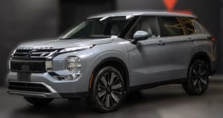 Mitsubishi Outlander SE FWD