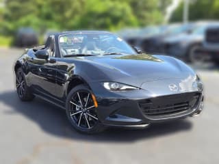 Mazda MX-5 Miata Grand Touring Auto