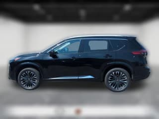 Nissan Rogue Platinum AWD