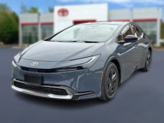 Toyota Prius Plug-In Hybrid SE (Natl)