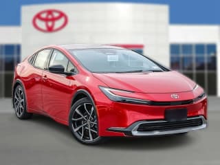 Toyota Prius Plug-In Hybrid XSE Premium (Natl)