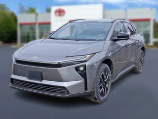 Toyota bZ XLE AWD (Natl)