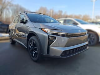 Toyota bZ XLE FWD (Natl)