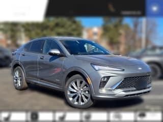 Buick Envista Avenir FWD 4dr