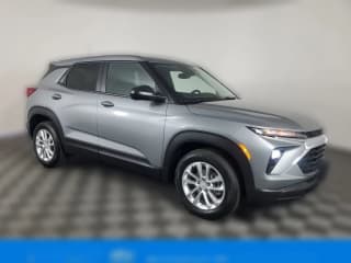 Chevrolet Trailblazer LS FWD 4dr