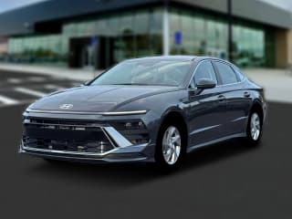 Hyundai Sonata SE FWD