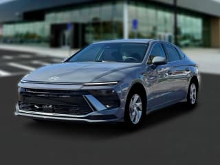 Hyundai Sonata SE FWD